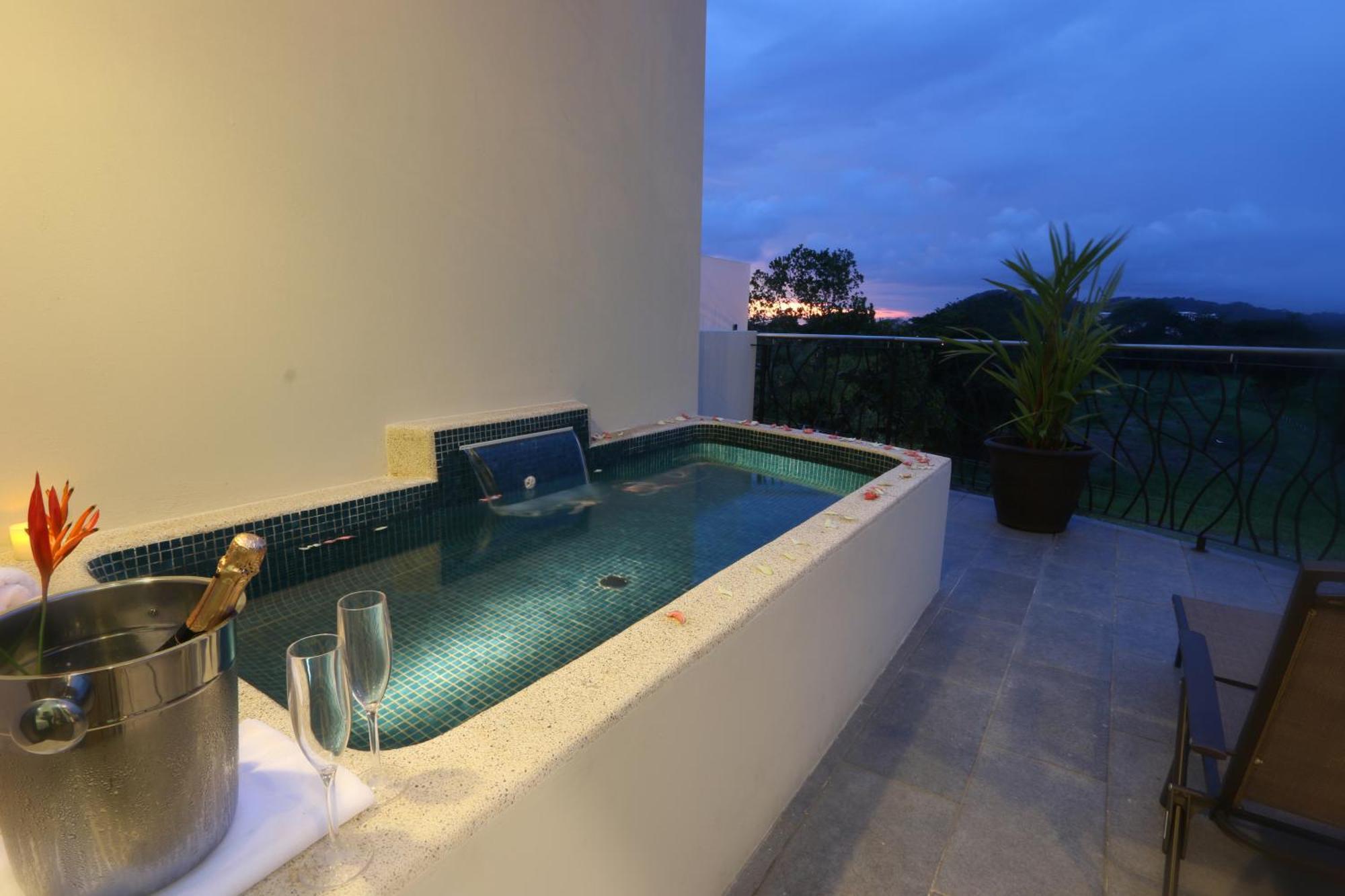 Luxury Sky Penthouses 3-6Br Condo-Hotel At Oceano Jaco Bilik gambar